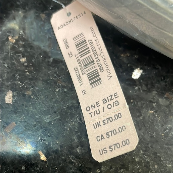 Victoria Secret Crossbody Bag with Gold Chain - Picture 8 of 8